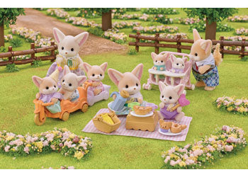 Sylvanian Families - Sunny Picnic Set image 5