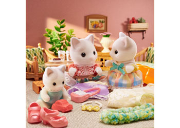 Sylvanian Families - Latte Cat Family image 5