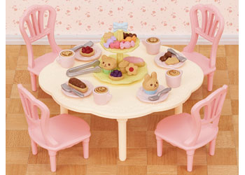 Sylvanian Families - Sweets Party Set image 2