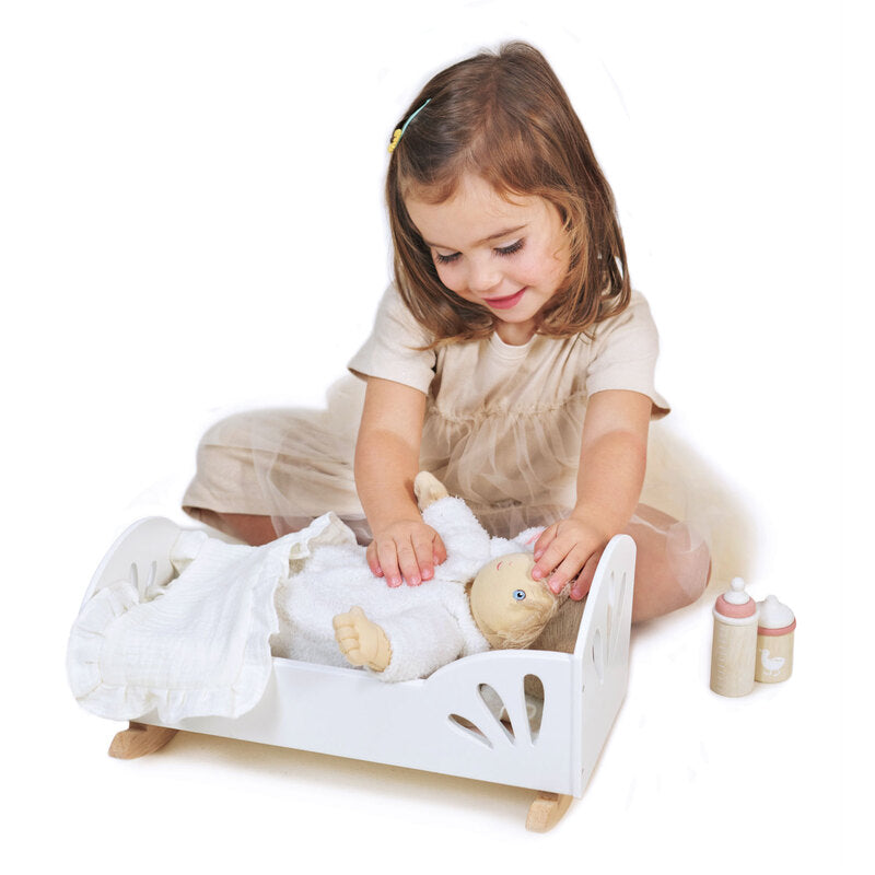 Sweet Swan Dolly Bed image 1