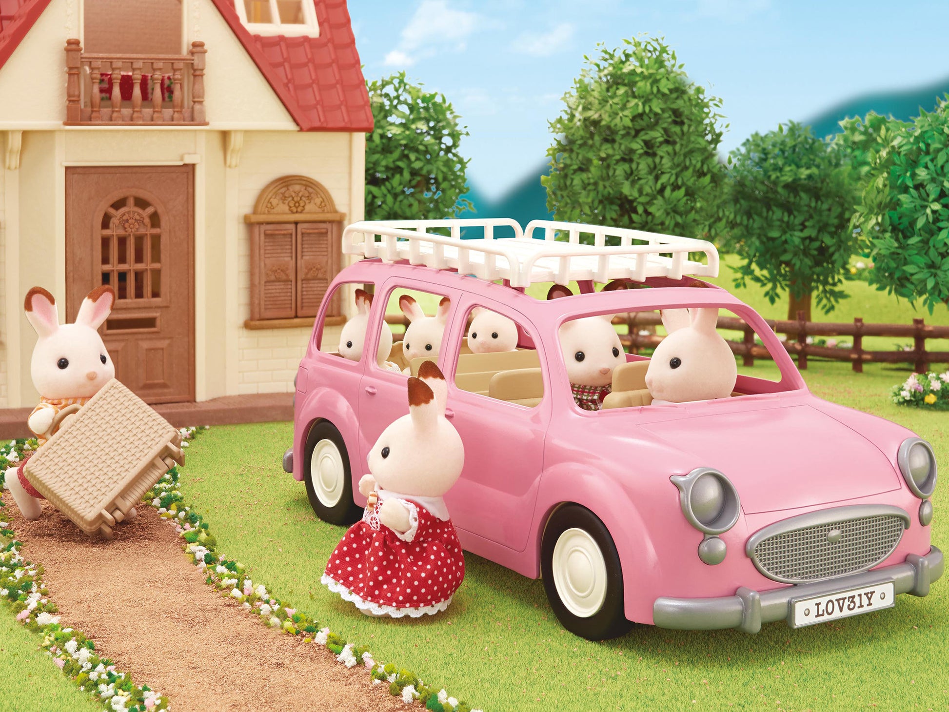 Sylvanian Families - Family Picnic Van image 7