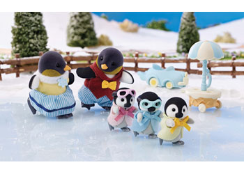Sylvanian Families - Penguin Family image 2