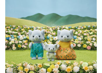 Sylvanian Families - Elephant Family image 1