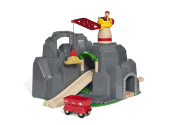 Brio - Crane and Mountain Tunnel 7 pie image 1